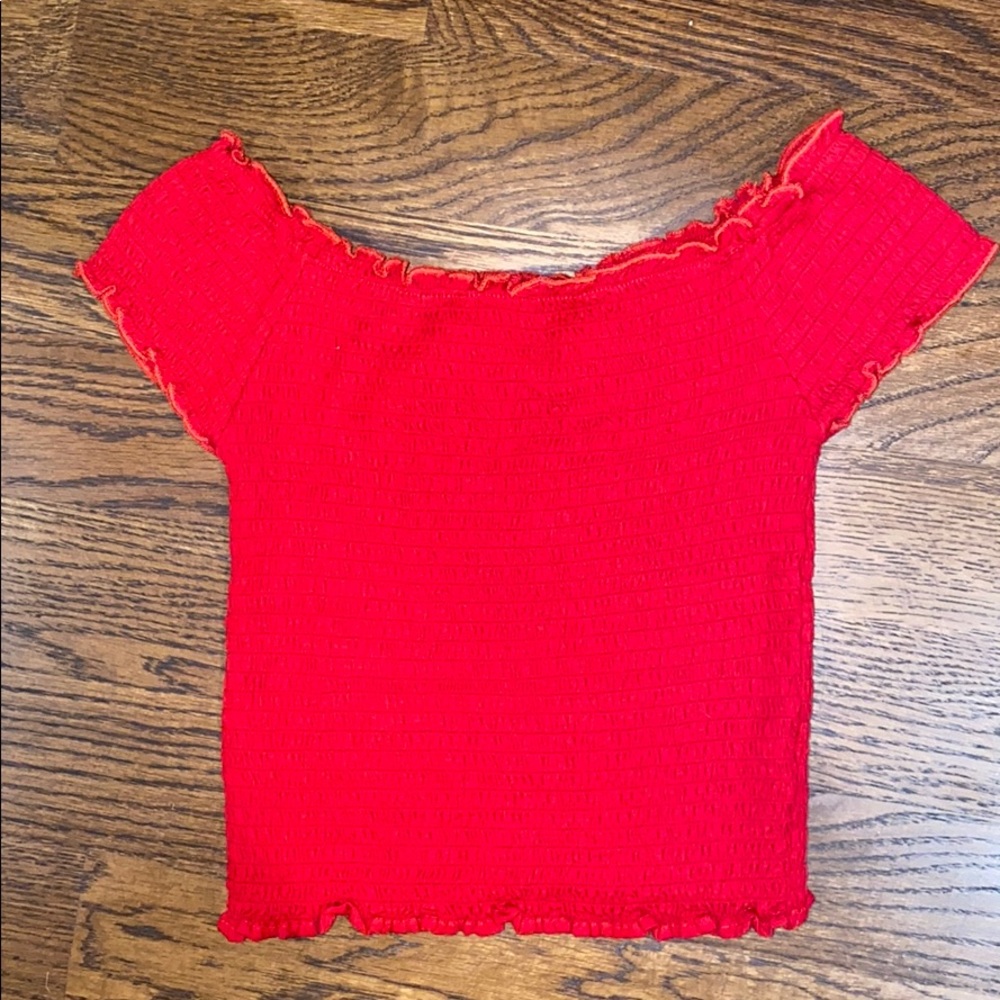 BRANDY MELVILLE OFF THE SHOULDER SHIRT